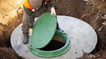 check if septic tank is full